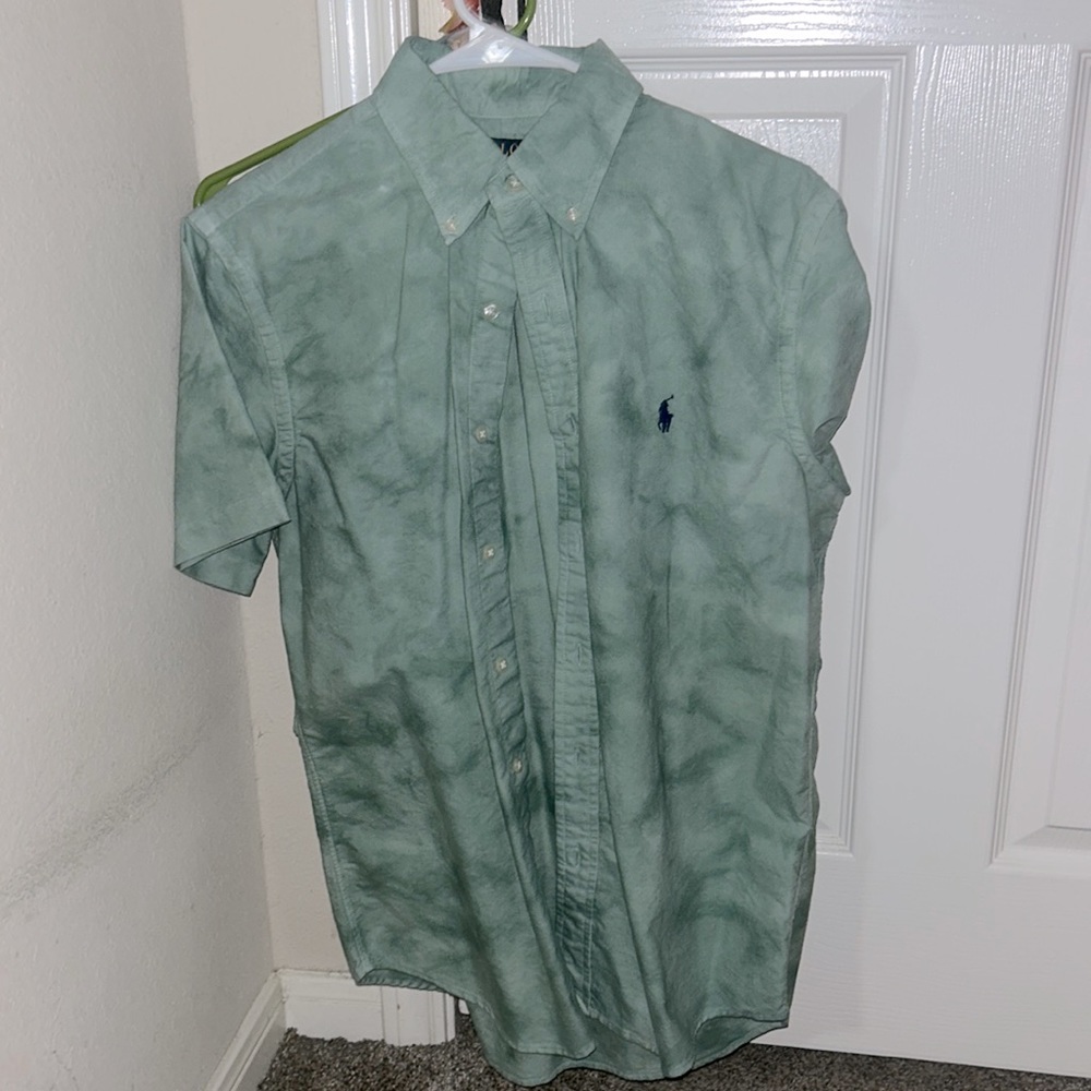 Slim fit short sleeved button down